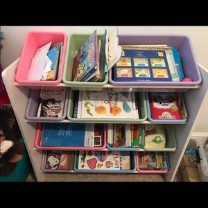 Kids cubby shelf